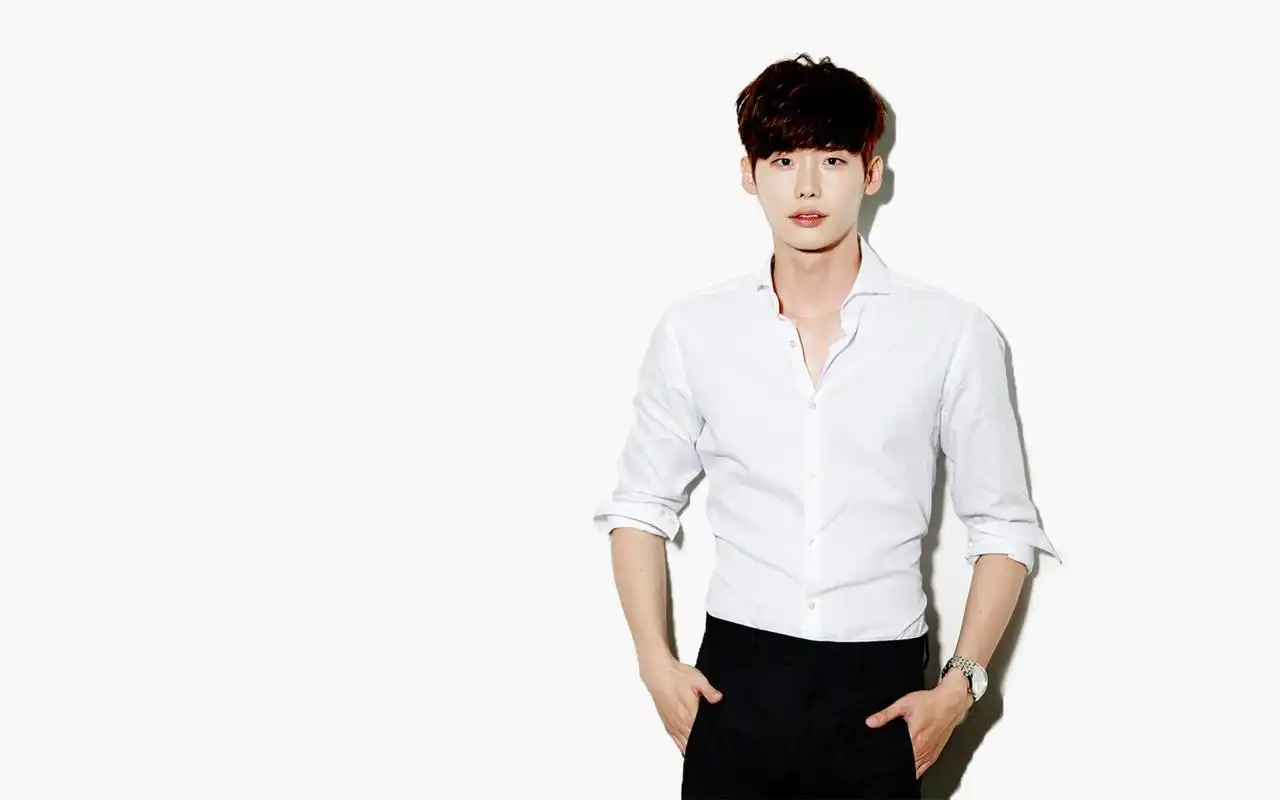 韩国小鲜肉国民暖男李钟硕帅气时尚写真桌面壁纸(2)-日韩明星-壁纸