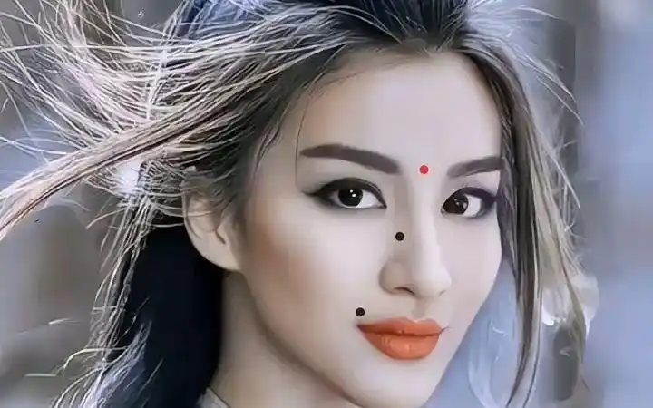 女人脸上哪三个位置的痣是美人痣?