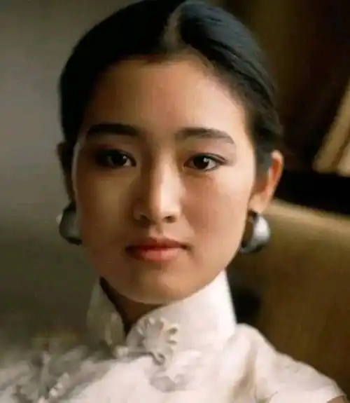 看《霸王别姬》里巩俐和蒋雯丽就懂「连载」_风尘_女子_孩子