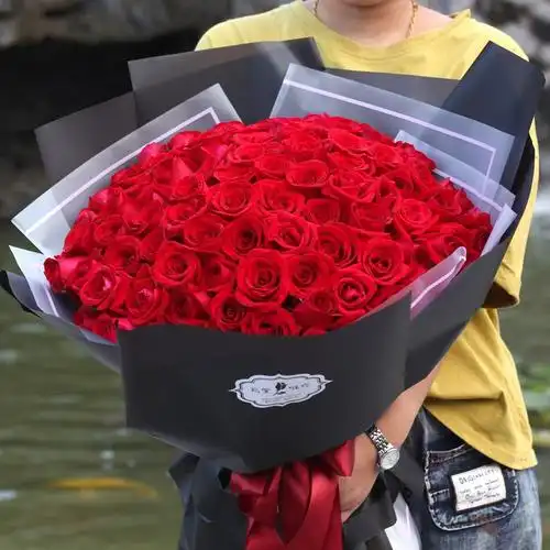 情人节玫瑰花包装图片(情人节玫瑰花图片真实 礼盒)