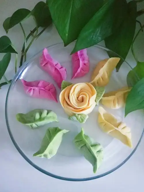 爱上吃饭的宝贝做的精致花样饺子16款