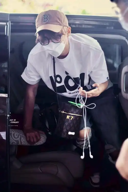 黄明昊极限挑战#hmh#justin黄明昊密室大逃脱#22|07|14粉色白色al