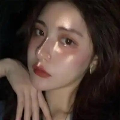 又霸气又高冷的图片女生头像 女生气质高清微信真人头像图片_女生头像