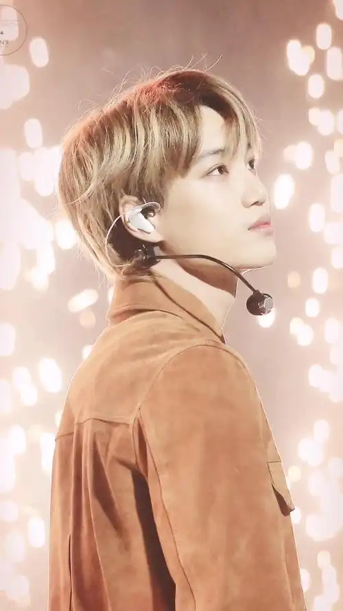 舞蹈天才c位主舞金钟仁,拥有生图绝杀的名品身材-娱乐视频-搜狐视频