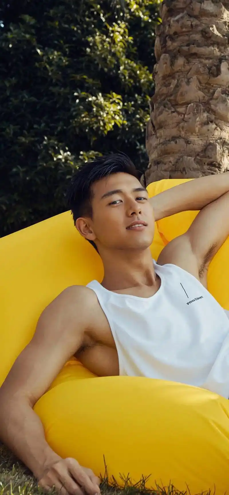 李现#少年感 #高清壁纸 - 抖音