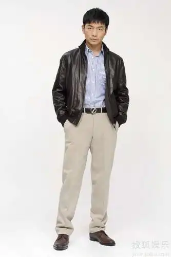 邢佳栋领衔古城往事首演医生济世为怀