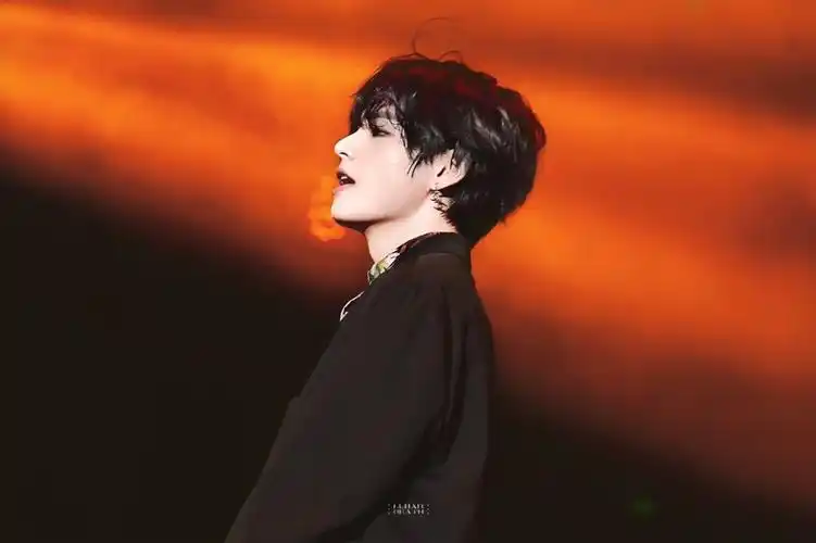 金泰亨 - 堆糖,美图壁纸兴趣社区