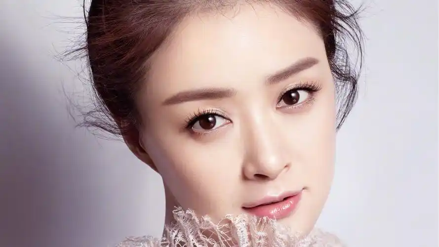 气质美女蒋欣性感写真