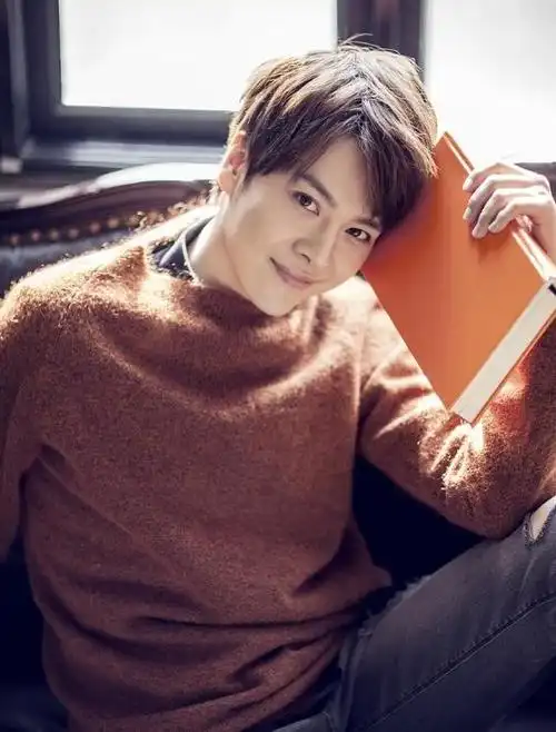 与凤行躲过了36的林更新却被40岁徐海乔饰演的凤来惊艳