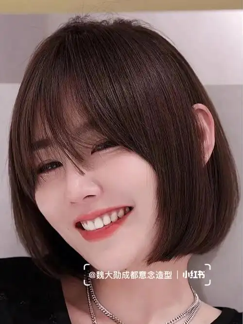 修饰脸型短发发型适合方圆脸女生减龄10岁
