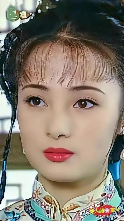 年轻时的蒋勤勤清纯脱俗这真的可以说是颜值天花板了