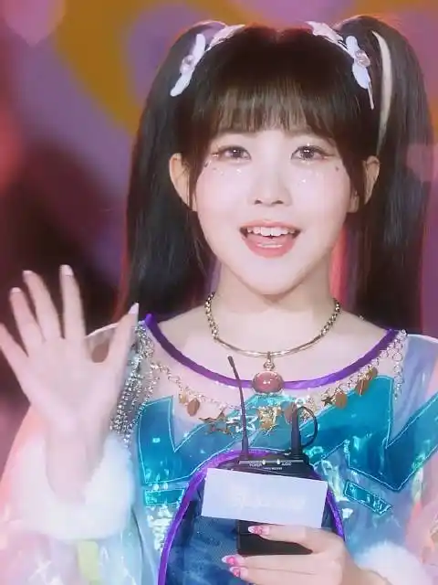 赖美云再跳创造101主题曲##赖美云唱跳舞台梦回创造101