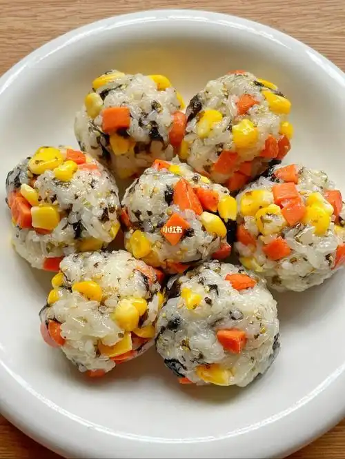 这样做的饭团吃一辈子都不腻