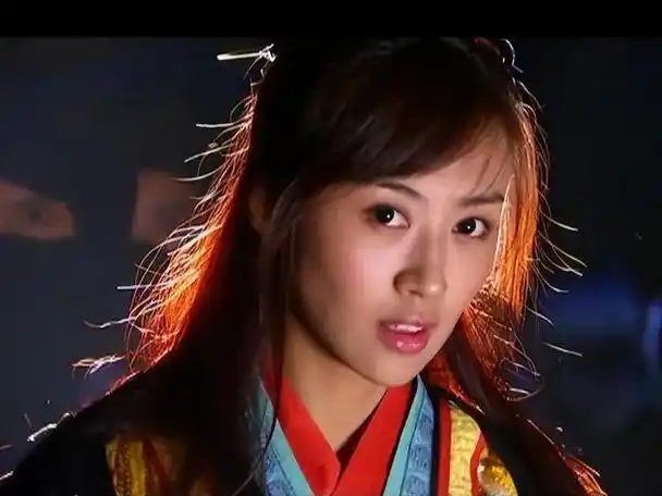 李菲儿演技拉胯也就算了怎么脑子比演技更加拉胯