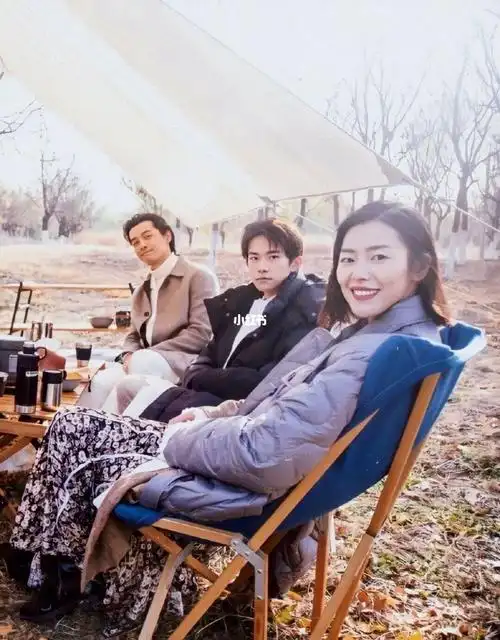 胡歌x易烊千玺x刘雯