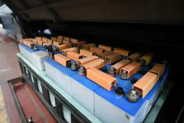 带你发现火车上的电源