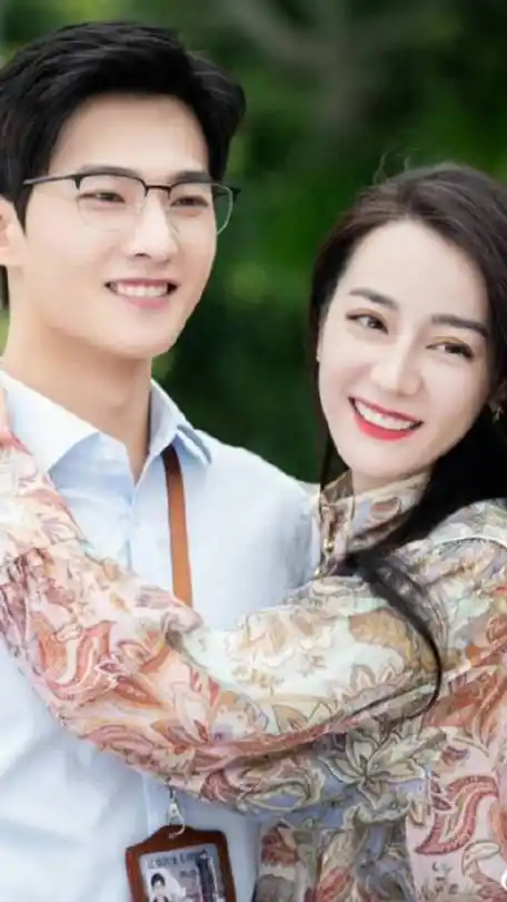 杨洋迪丽热巴说好久不见