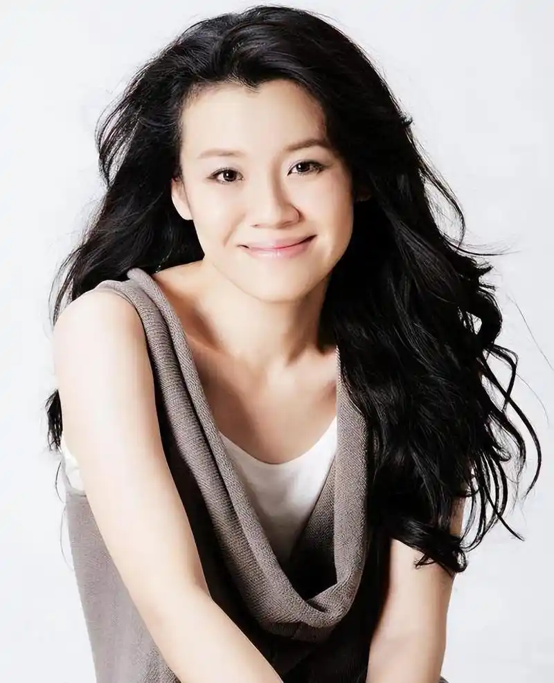 演员刘琳:我这辈子唯一正确的决定,是嫁给普通丈夫,给他生儿子