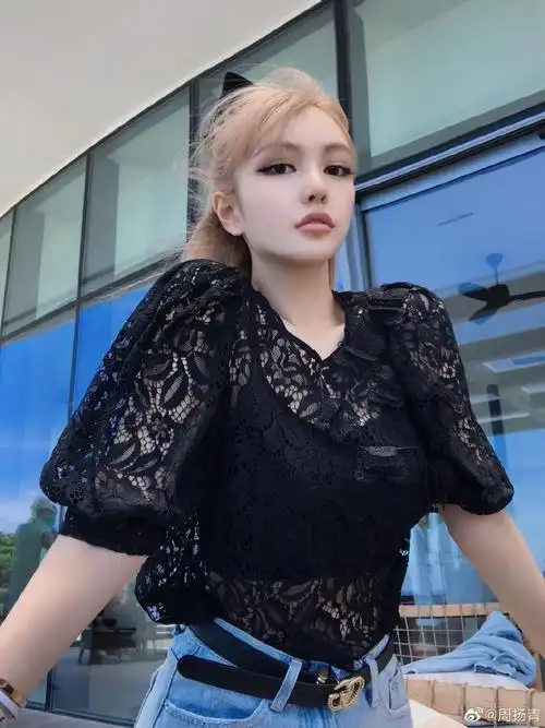 周扬青真实颜值吊打照片,聊起天像女版大张伟?气质谈吐太圈粉!