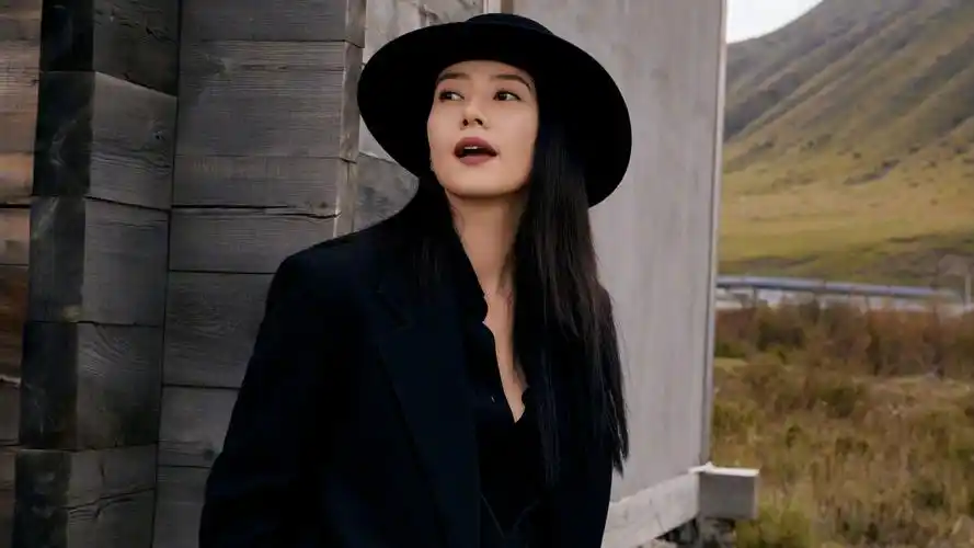 赵又廷爸爸节目评价高圆圆,称其识相懂事,用词不中听被指爹味重