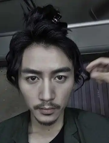 陈晓新发型胡子丸子头陈晓最新发型 - 乐享生活 - 阿奇号