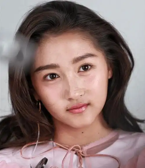 真实明星大量未修图曝光热巴毛孔闭口一堆杨幂皮肤松垮