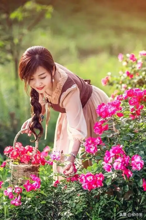 中年姐姐拍摄唯美人像,参考女摄影师的5句口诀,照片优雅有韵味