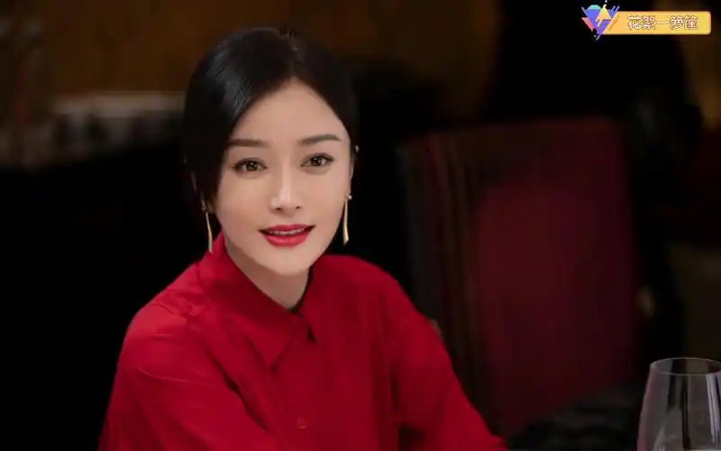 秦岚《怪你过分美丽》剧照视频欣赏