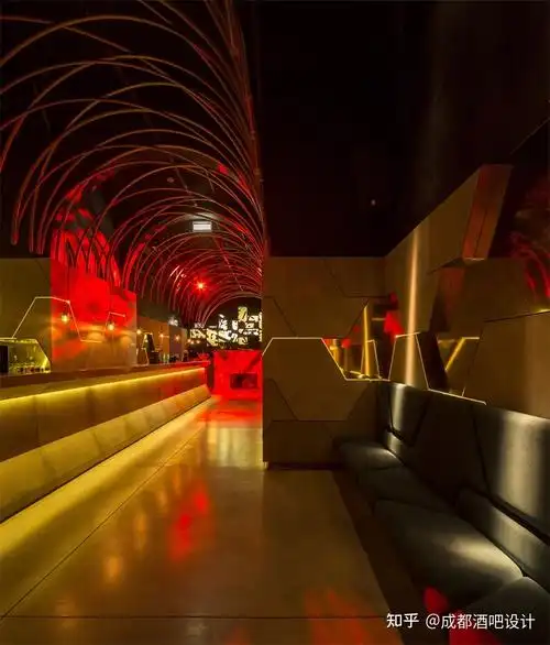 成都酒吧设计你知道闹吧∣静吧∣慢摇吧∣演艺吧都有什么区别吗