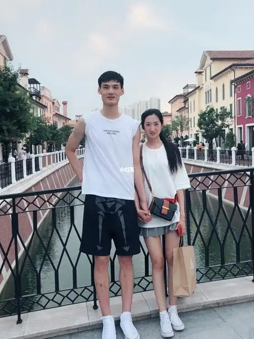 173女孩子的最萌身高差