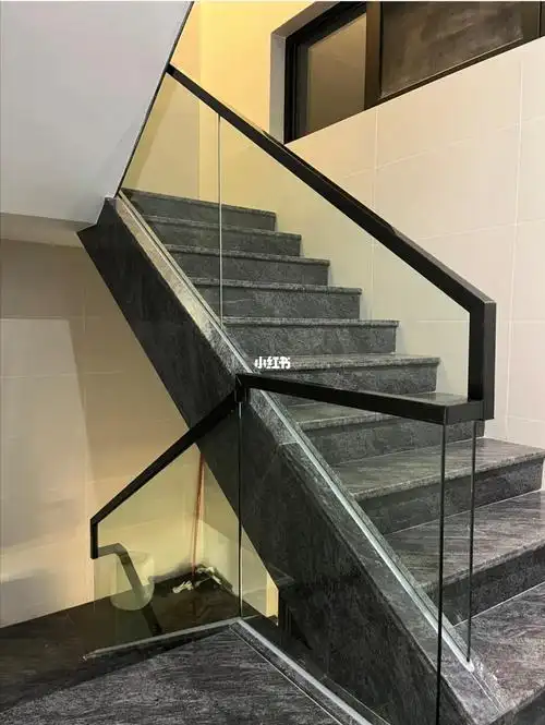 预埋槽玻璃楼梯扶手