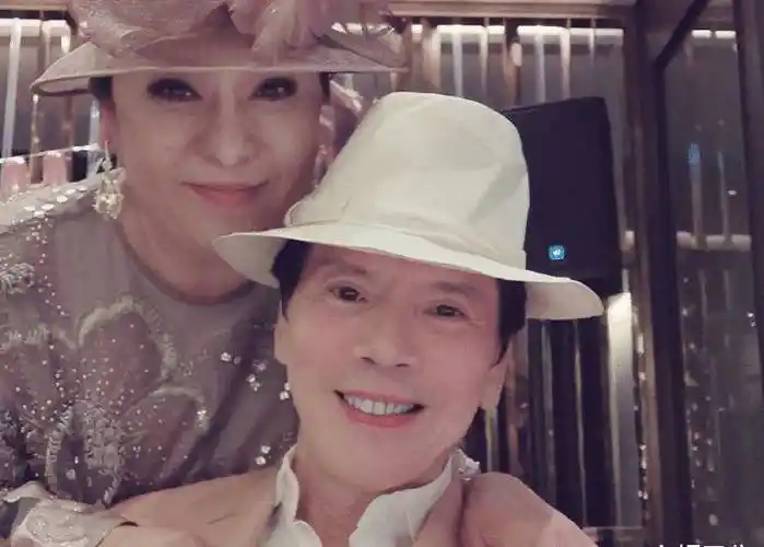 向华强_儿媳妇_向佐