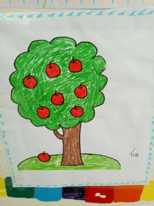 2018年蓝星幼儿园小班"冬季亲子画展"