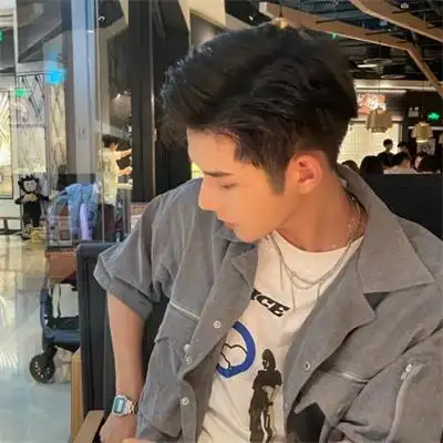 高端又高级的酷拽潮流真人男生头像 时尚好看不俗气的帅气男头_男生