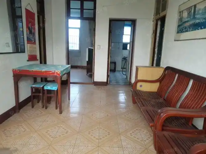 恒科华府2室1厅1卫55.5㎡南北31万