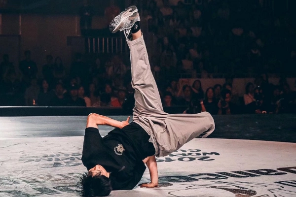 一般人托马斯回旋要练多久