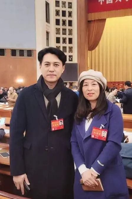 文代会胜利闭幕刘烨吐槽沈腾黄晓明章子怡晒证书靳东人缘好