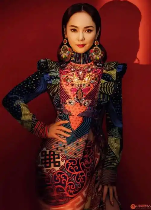 哈琳中国内地蒙古族女歌手