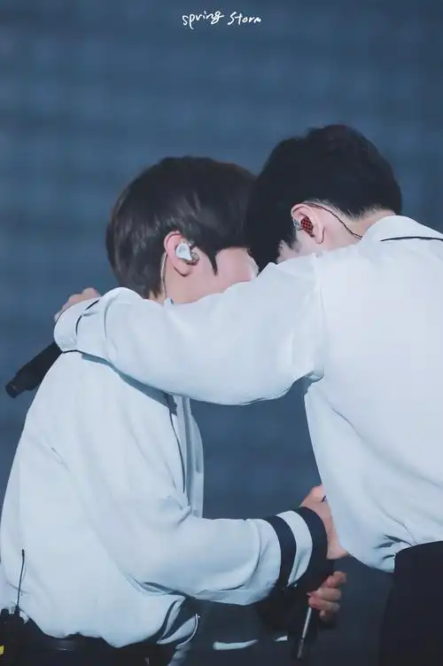 赖冠霖 朴志训cr.logo