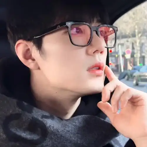 肖战#  每张都很适合做头像