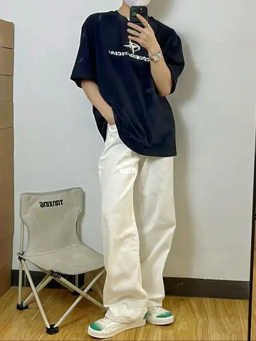 17054男生夏季穿搭好看的短袖分享