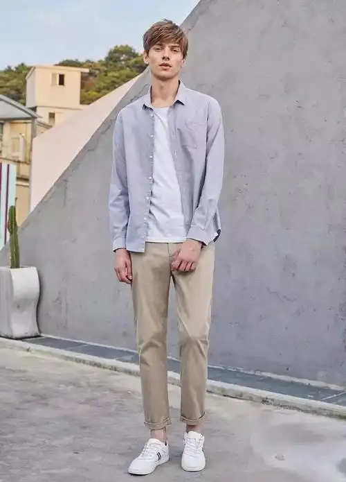 男士卡其色裤子其实没有想象中那么难搭配