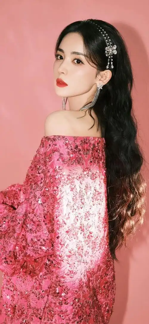 美女系列壁纸第595期-古力娜扎