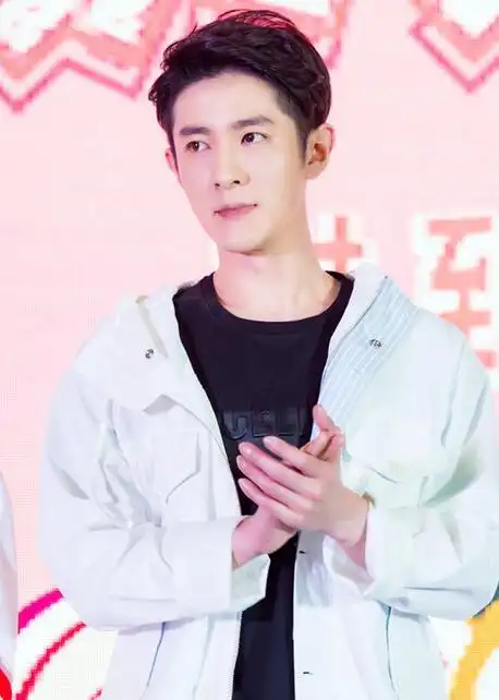 狐狸的夏天季肖冰笑点担当亮相发布会显帅气