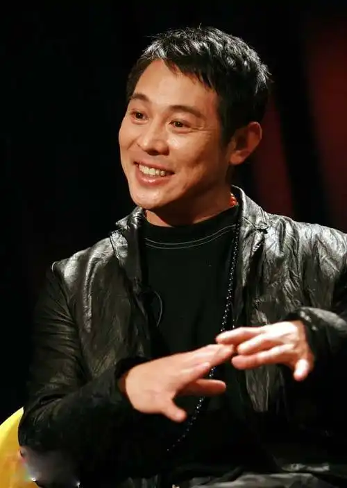 精美图集  人物简介   英文名:jet li   中文名:李连杰   曾用名