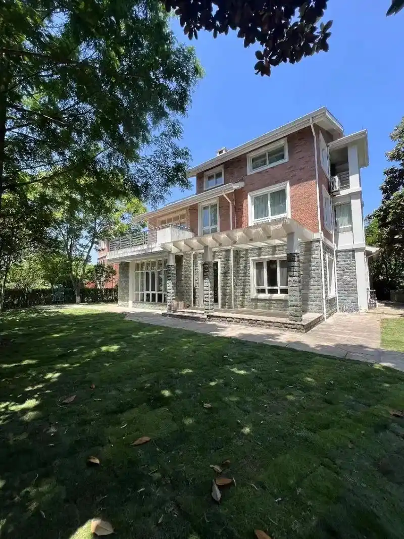 景月湾独栋别墅出售.景月湾独栋山景别墅 产权面积:401. - 抖音