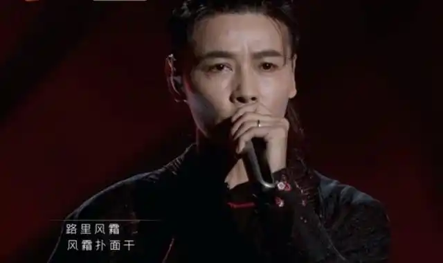 西瓜视频带方块方块大背头西瓜视频直播