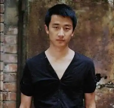 娱乐圈最"倒霉"的男星,表白徐璐7次被拒绝,被导演3次"欺骗"_黄轩_电影