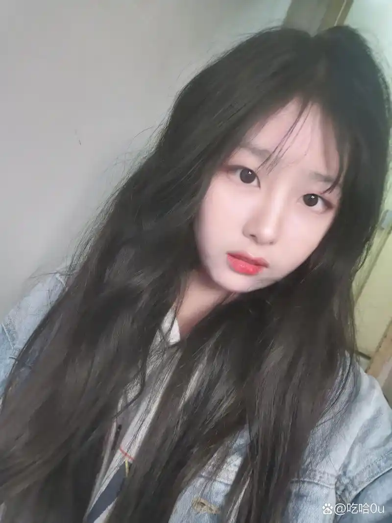 新找到的四张,16,17岁网恋专用照片