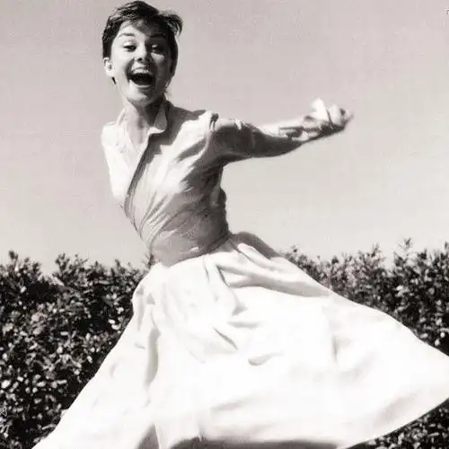 奥黛丽·赫本 每一个笑容都已成为永恒经典